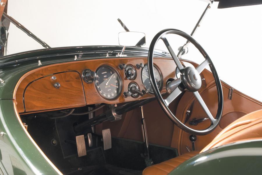 Торпедо Lagonda LG45 Rapide Sports Tourer 1937 года  (фото 11 из 27)